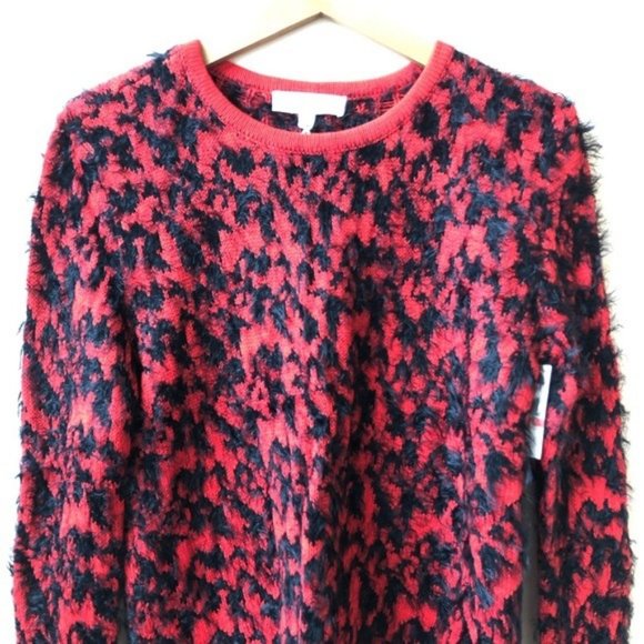Two by Vince Camuto Animal Jacquard Sweater Fuzzy Black Red PXS - Picture 3 of 7